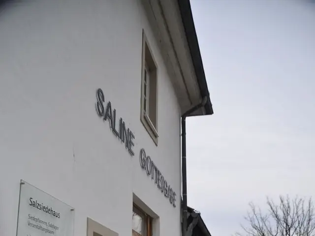 Residing opportunity in an old police block cell in Nuneaton, with an auction bid set at £170,000.